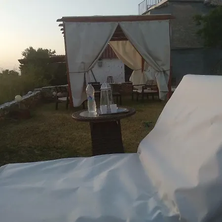Holiday home Avia Traditional Stone House Akrogiali