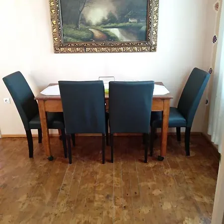 Avia Traditional Stone House Holiday home *